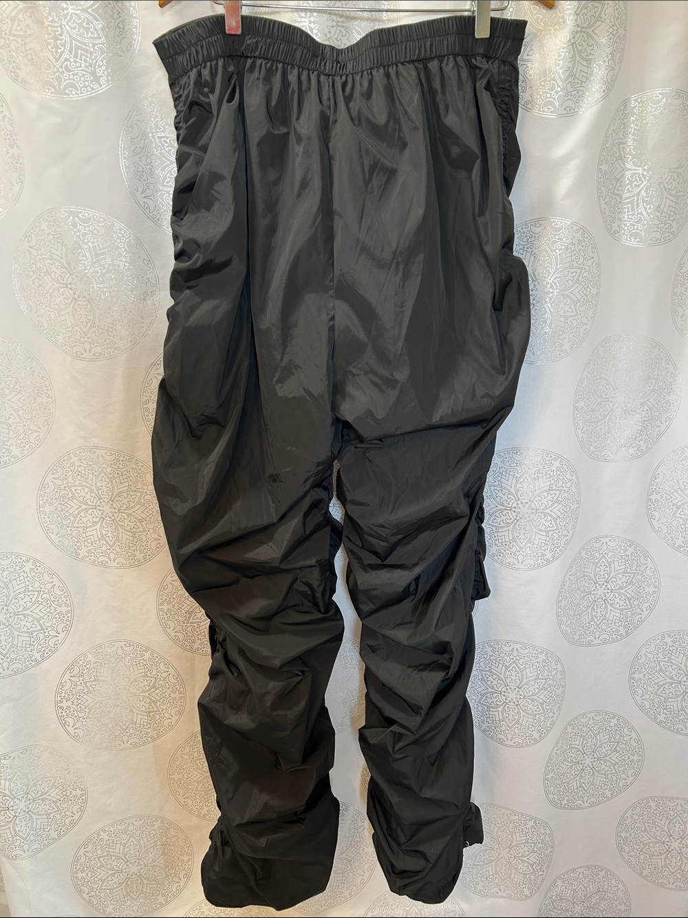 Fashion Nova Vain V-Front Ruched Stacked Parachute Pants Black Women 1X - Picture 6 of 14